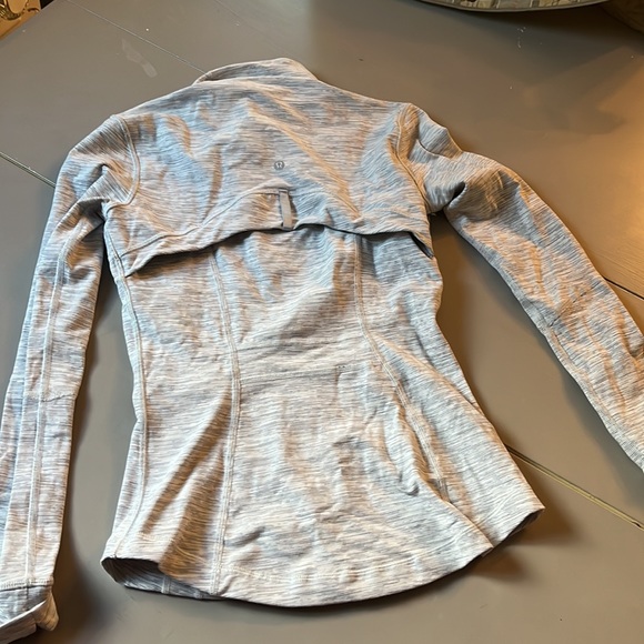 Define Lululemon Jacket - Picture 2 of 3